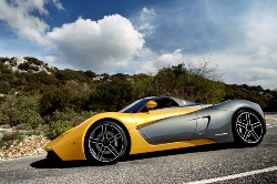 Спорткар Marussia B1 (вид сбоку) Спорткар Marussia B1 (вид сбоку)